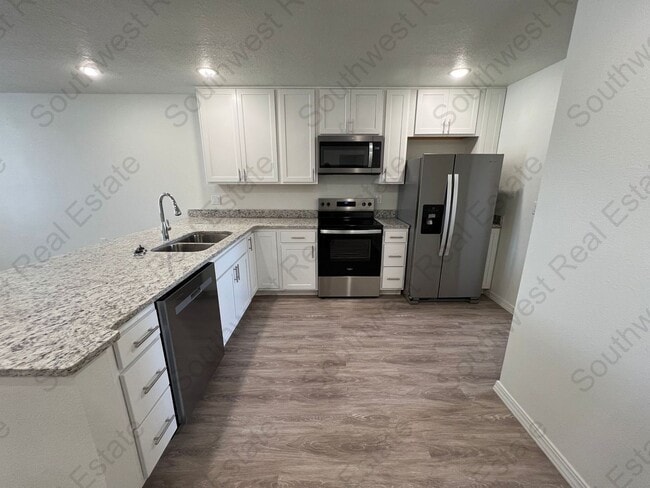 2121 Bobwhite Ct in Clovis, NM - Building Photo - Building Photo