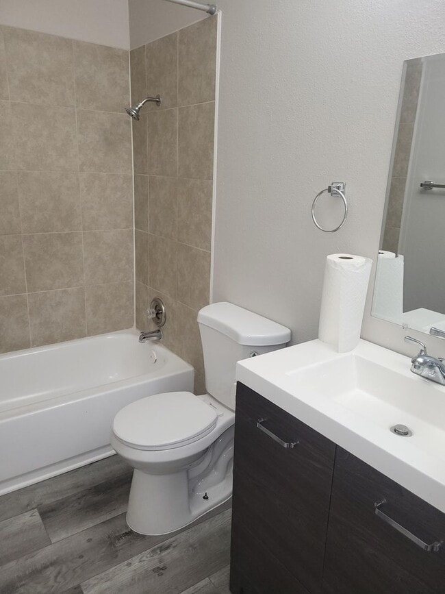 1500 Hialeah Dr in Las Vegas, CA - Building Photo - Building Photo