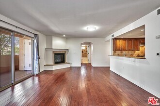 4822 Elmwood Ave in Los Angeles, CA - Building Photo - Building Photo
