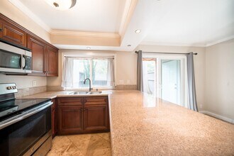 8085 Caminito de Pizza in San Diego, CA - Building Photo - Building Photo