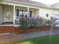 331 Richmond Dr photo'