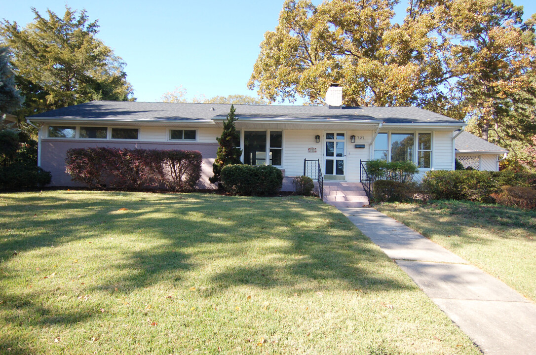 727 Graham St in Raleigh, NC - Building Photo