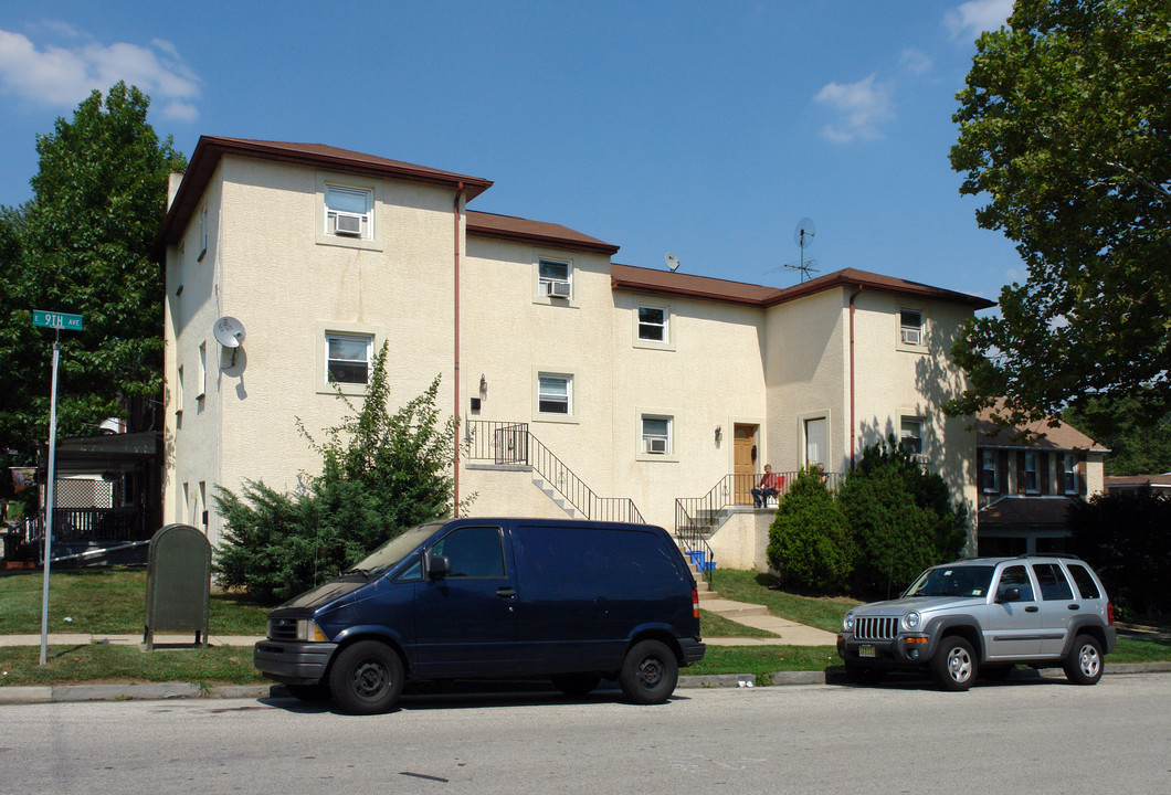 202-204 E 9th Ave in Conshohocken, PA - Building Photo