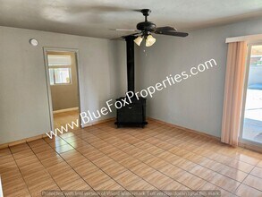 5952 E 25th St in Tucson, AZ - Foto de edificio - Building Photo