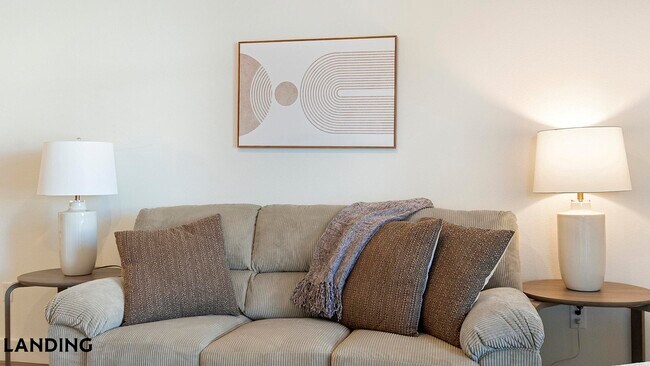 10670 Jake Jabs Blvd in Longmont, CO - Foto de edificio - Building Photo