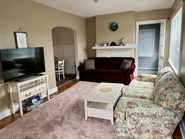 849 Bower Hill Rd in Pittsburgh, PA - Building Photo - Building Photo