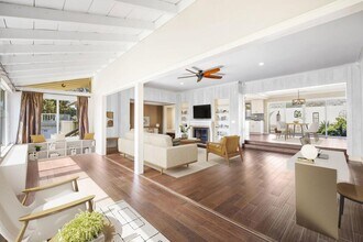 33 Vía Casitas in Bonsall, CA - Building Photo - Building Photo
