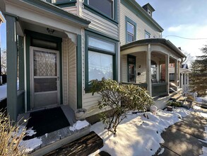 113 Meade Ave, Unit 2 in Bellevue, PA - Foto de edificio - Building Photo