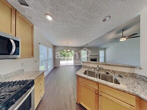 419 Creekside Ln in Spring Hill, TN - Building Photo - Building Photo