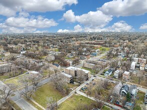 1035 W 61st St in Chicago, IL - Building Photo - Building Photo