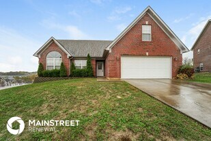 2825 Horse Trail Rd in Jeffersonville, IN - Building Photo