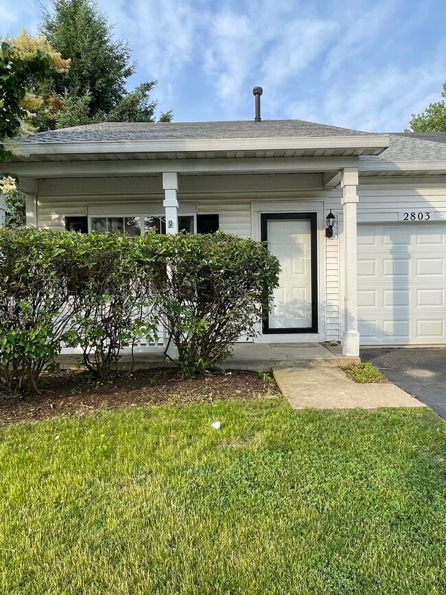property at 2803 Oakmont Dr