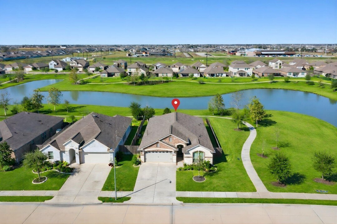 5402 Still Creek Ranch Dr in Richmond, TX - Building Photo