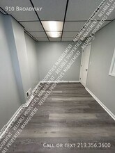 910 Broadway Ave in Chesterton, IN - Building Photo - Building Photo