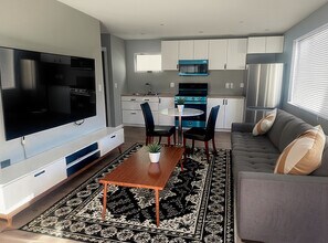 854 Bodega Way in Rodeo, CA - Building Photo - Building Photo