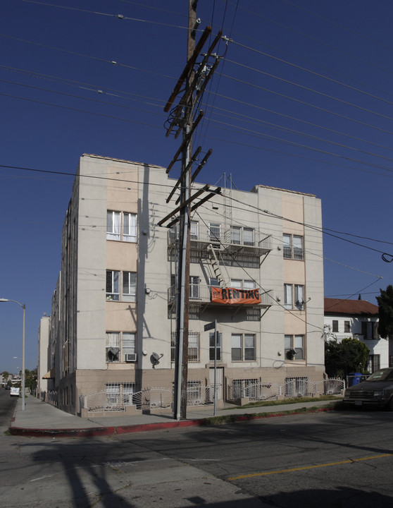 600 Imogen Ave in Los Angeles, CA - Building Photo