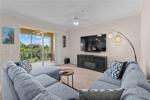 8331 Whiskey Preserve Cir in Ft. Myers, FL - Building Photo