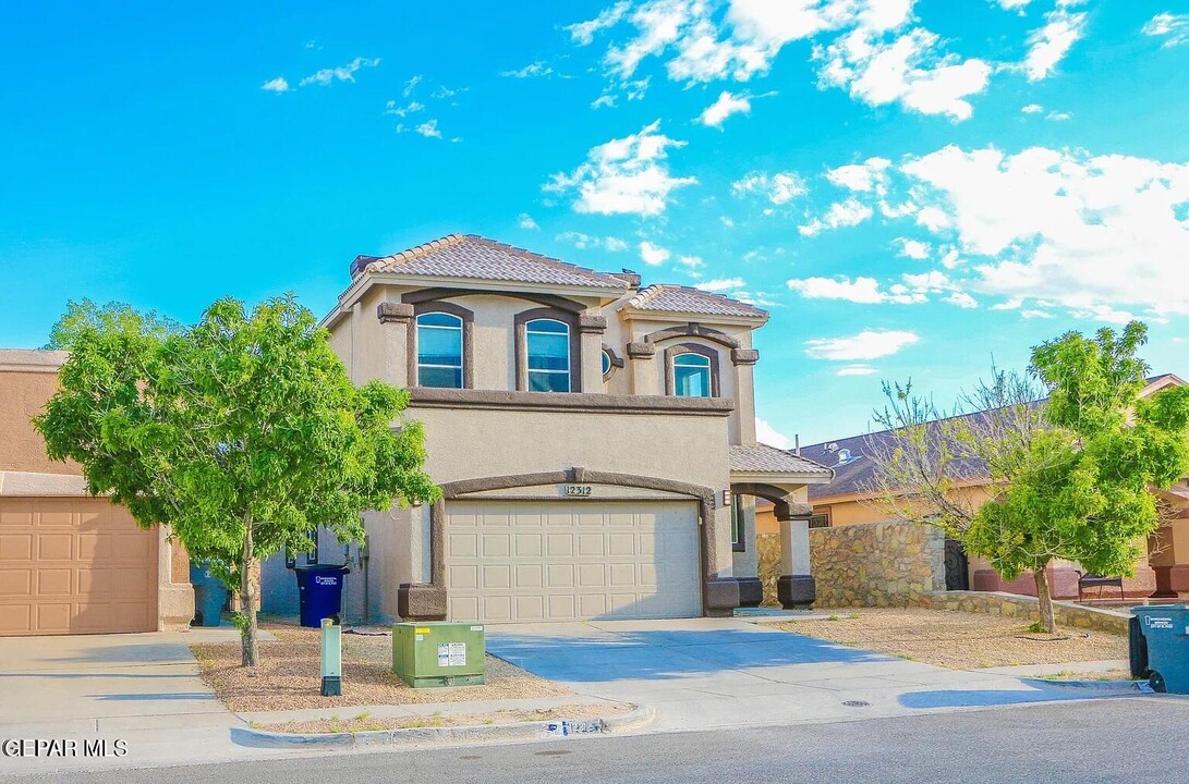 12312 Sombra Alegre Dr in El Paso, TX - Building Photo