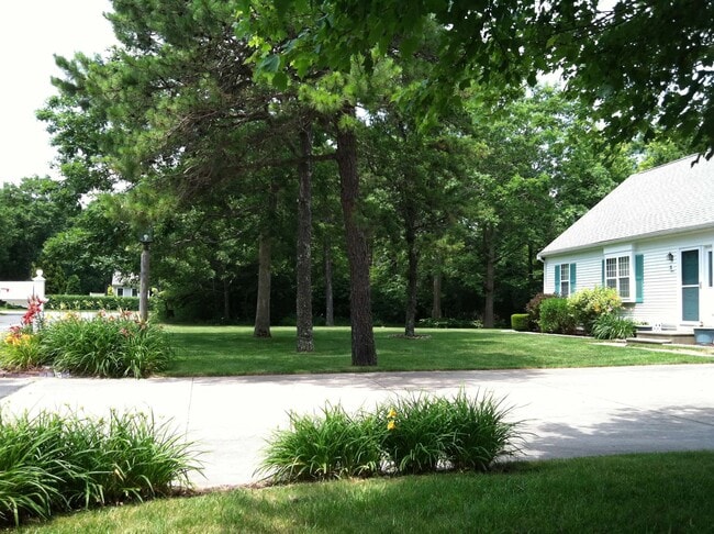 5 Anthonys Way in Sandwich, MA - Building Photo - Building Photo