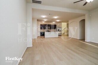 2826 Torrey Pines Dr in Pattison, TX - Foto de edificio - Building Photo