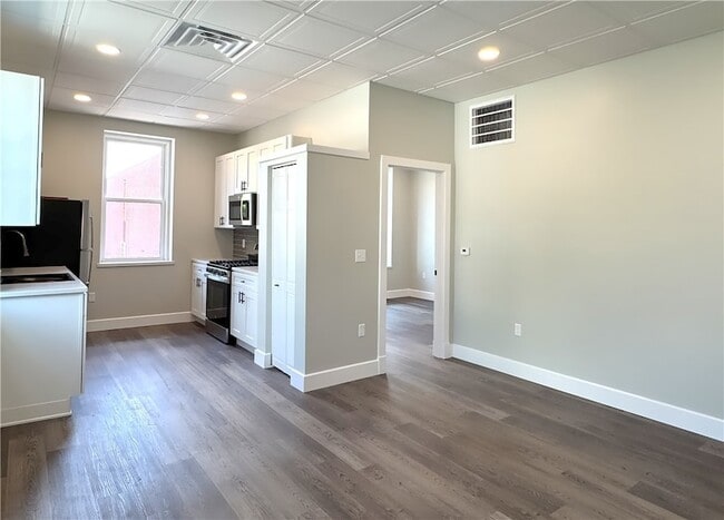 422 Walnut St, Unit 1 in Sewickley, PA - Building Photo - Building Photo