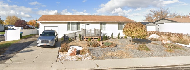 property at 677 N 440 W St