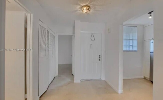 1232 S Military Trl, Unit 1914 in Deerfield Beach, FL - Building Photo - Building Photo