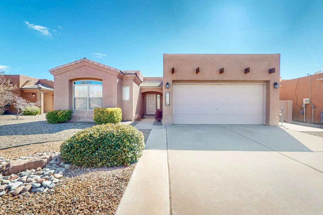 1116 Calle Corvo NE in Albuquerque, NM - Building Photo