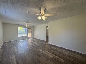 259 Fenwick Dr in Venice, FL - Building Photo - Building Photo