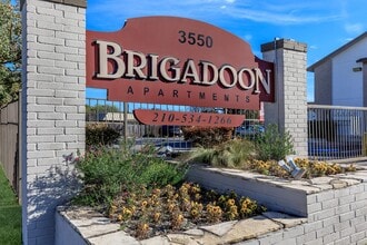 Brigadoon Apartments in San Antonio, TX - Building Photo - Building Photo