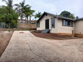 2530 Cherimoya Dr in Vista, CA - Building Photo