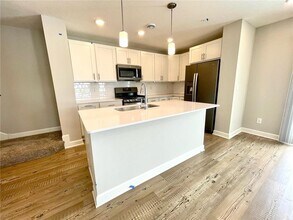 10948 Yalta St NE in Blaine, MN - Building Photo - Building Photo