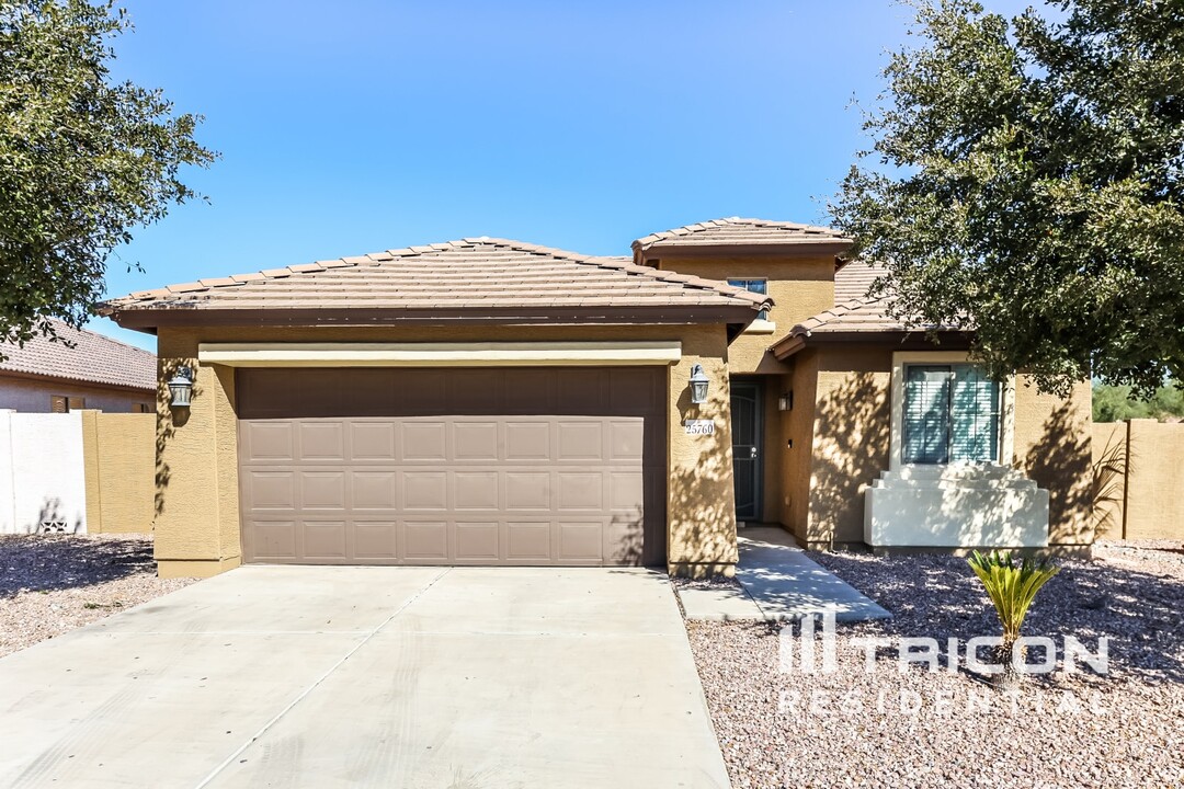 25760 W Valley View Dr in Buckeye, AZ - Building Photo