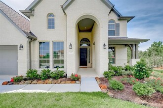 2 Winter Thicket Pl in Tomball, TX - Building Photo - Building Photo