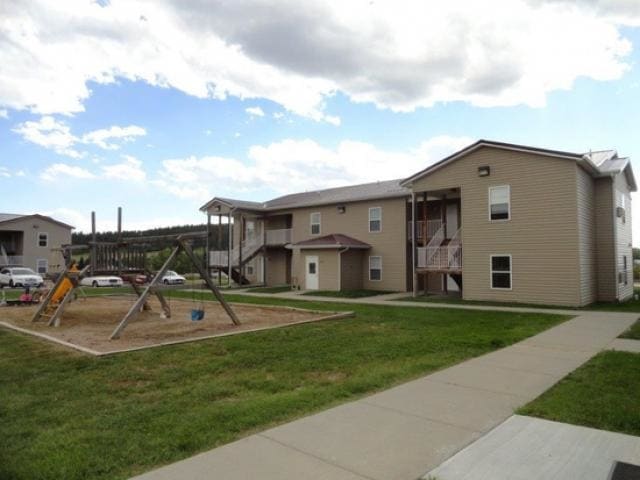 Aspen View Townhomes I in Custer, SD - Foto de edificio