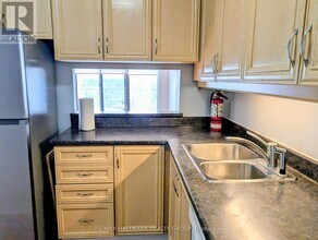 1180 Ohio St in Ottawa, ON - Building Photo - Building Photo