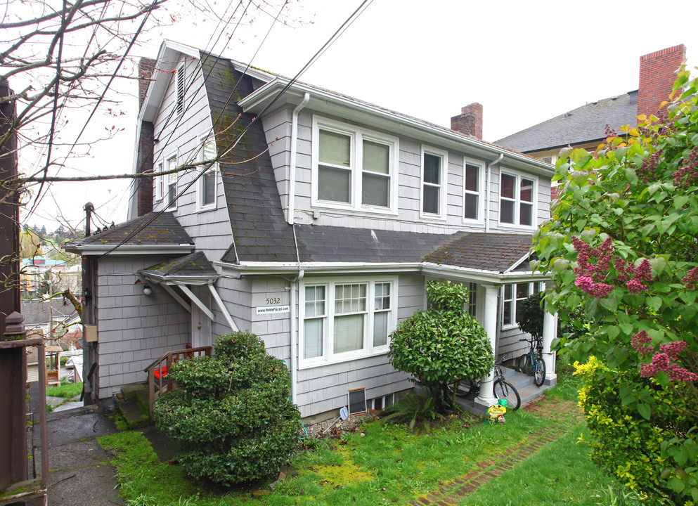 Noble House in Seattle, WA - Building Photo