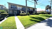 1960 NE 1st St in Deerfield Beach, FL - Foto de edificio - Building Photo