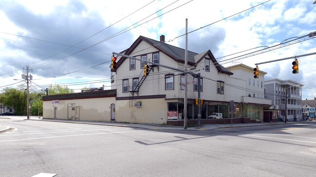 1081 Social St in Woonsocket, RI - Building Photo - Building Photo