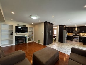 5503 Landsborough Av in Mississauga, ON - Building Photo - Building Photo