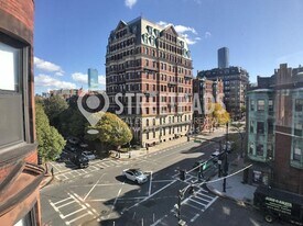 504 Beacon St in Boston, MA - Building Photo