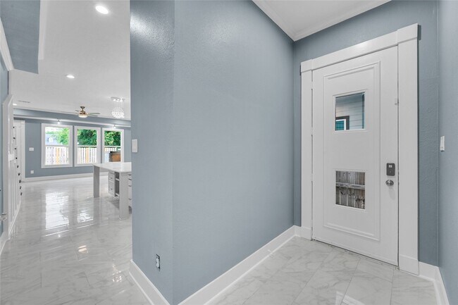 4304 New Orleans St in Houston, TX - Foto de edificio - Building Photo