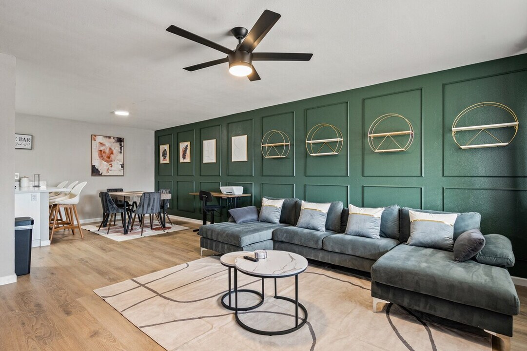 4102 W Virginia Ave in Phoenix, AZ - Building Photo