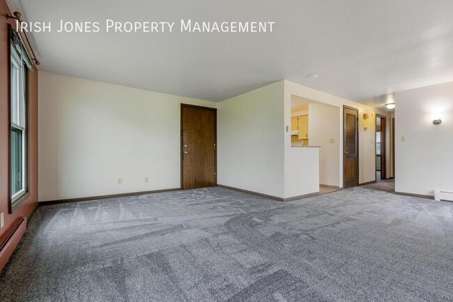 119 72nd St in Niagara Falls, NY - Building Photo - Building Photo