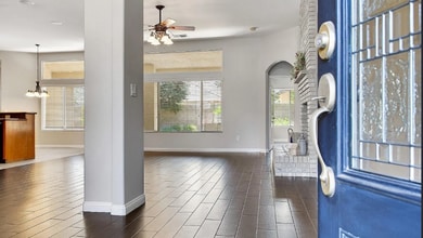 11701 Indianapolis Dr in Bakersfield, CA - Building Photo - Building Photo