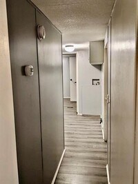 970 Collin Cir photo'