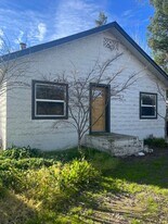 3671 Arena Way in Atwater, CA - Building Photo