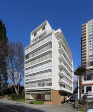 The Beach Park in Vancouver, BC - Building Photo - Building Photo