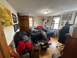 585 Somerville Ave, Unit A1 in Somerville, MA - Foto de edificio - Building Photo