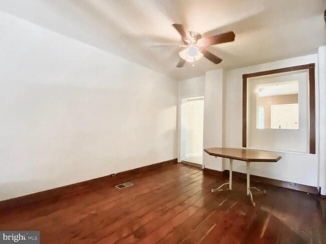 property at 154 East St